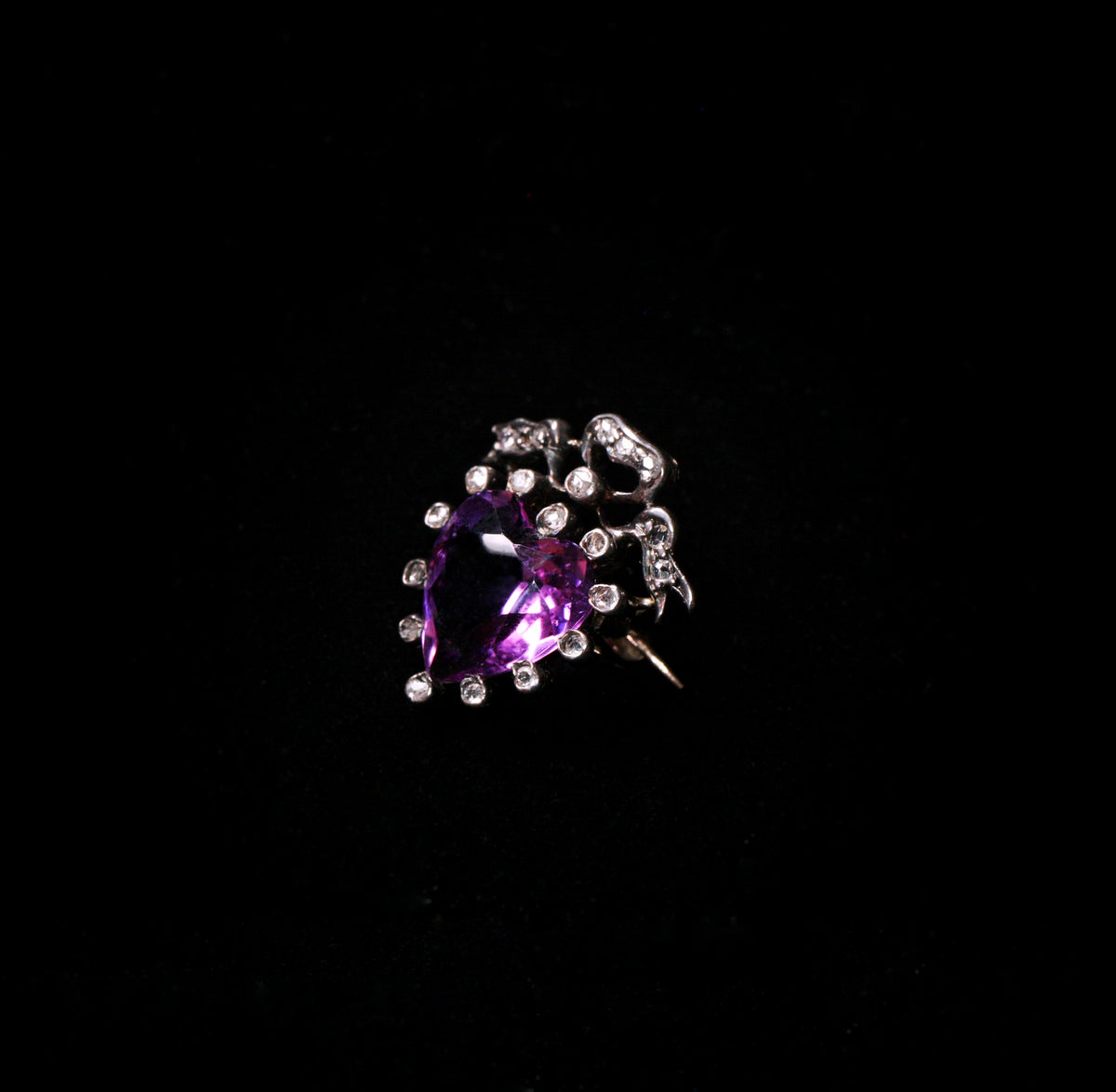 Late Victorian Amethyst Heart Brooch